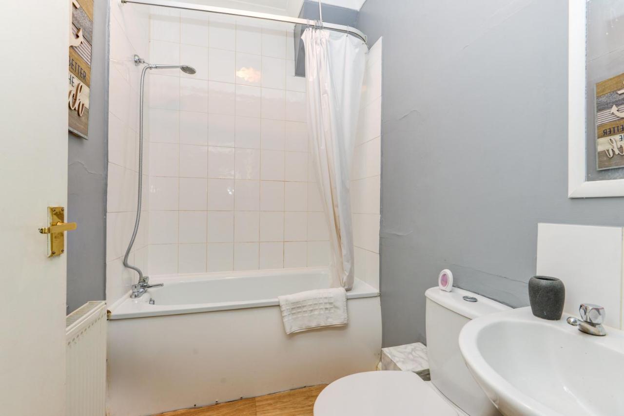 2 Bedroom Apartment - Queens Square Flat 1 Hove Exteriér fotografie