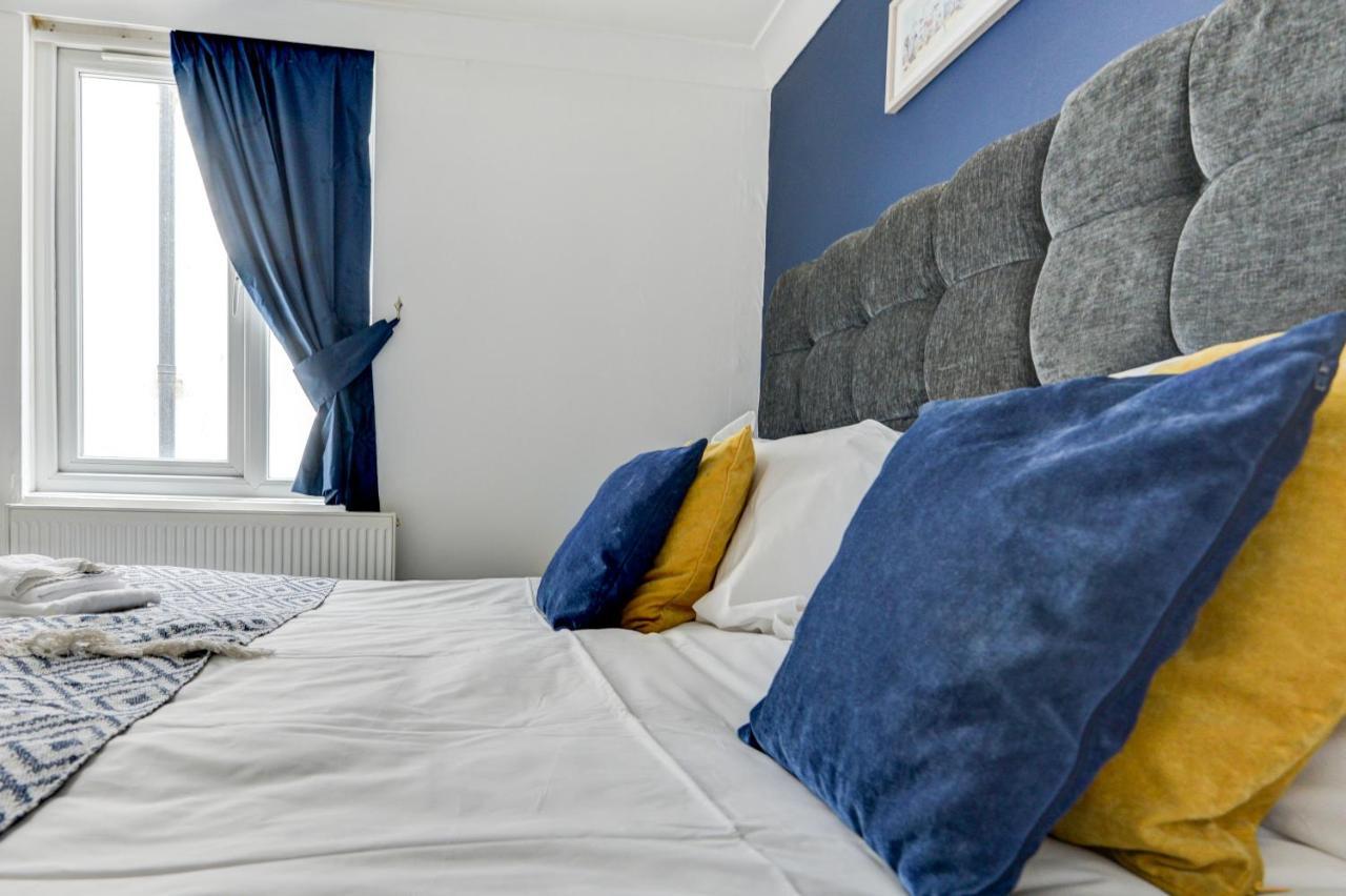 2 Bedroom Apartment - Queens Square Flat 1 Hove Exteriér fotografie