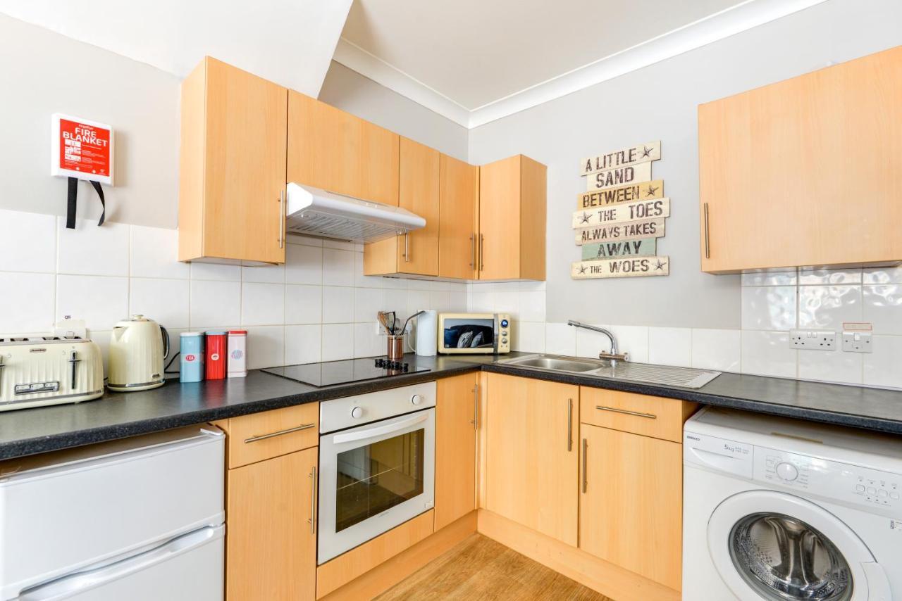 2 Bedroom Apartment - Queens Square Flat 1 Hove Exteriér fotografie