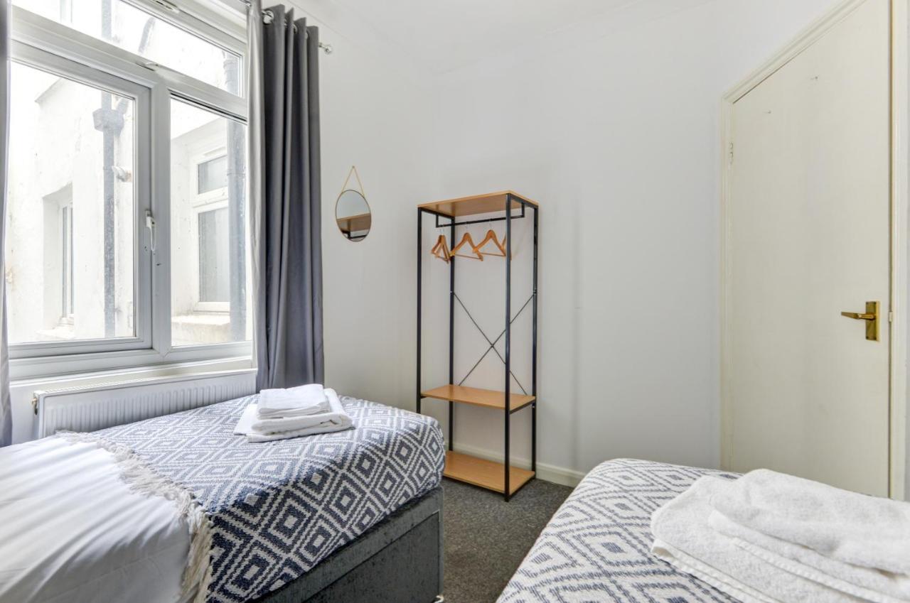 2 Bedroom Apartment - Queens Square Flat 1 Hove Exteriér fotografie
